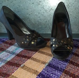 Black Heels/Pumps